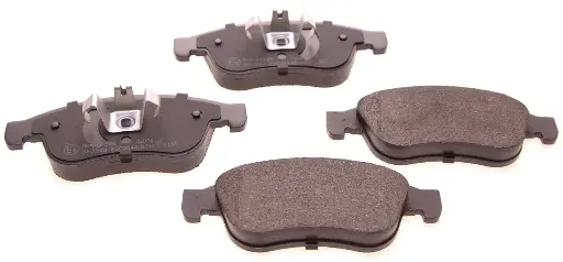 [05P1493] FRONT BRAKE PAD 